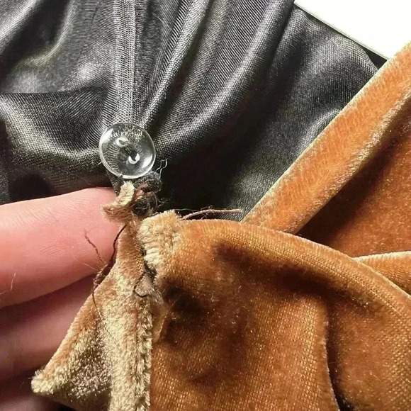 THML Black and Brown Spaghetti Strap Stretch Velvet Wrap Dress Size S NWT - Picture 8 of 8